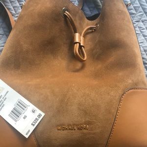 Michael Kors Bucket bag